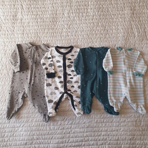 Bundle of Baby Boys' Clothes Sizes from Newborn to 3 Months - Picture 3 of 4